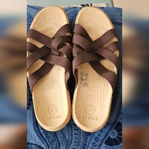 Cross Brown Stretch Slide